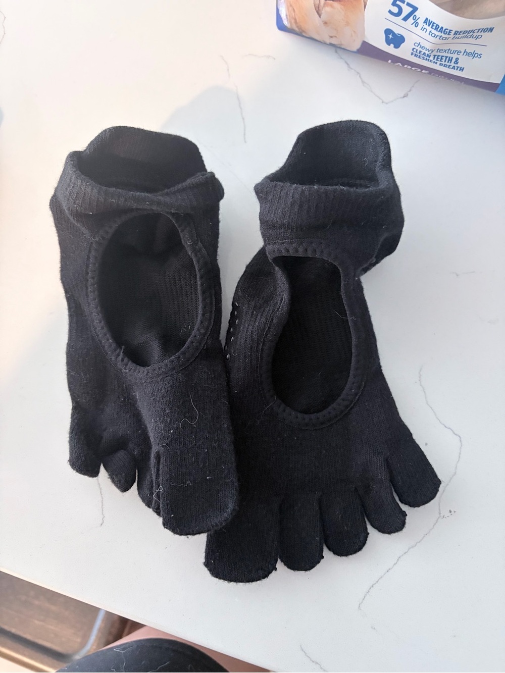 toesox Black Low-Cut Five-Toe Grip Socks